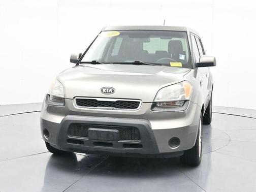 2010 Kia Soul +