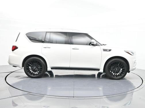 2022 INFINITI QX80 SENSORY AWD