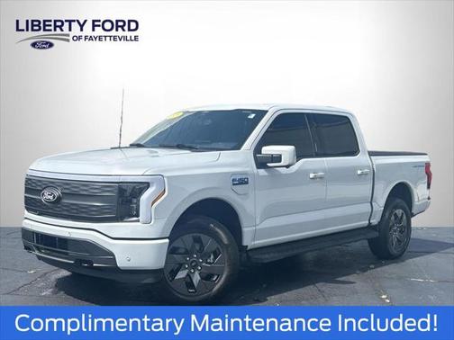 2025 Ford F-150 Lightning LARIAT