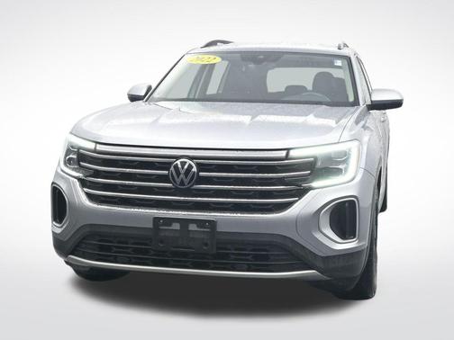 2024 Volkswagen Atlas 2.0T SE w/Technology 4MOTION
