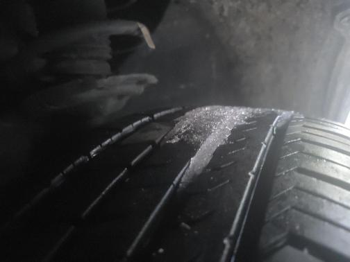 2024 Volkswagen Atlas 2.0T SE w/Technology 4MOTION