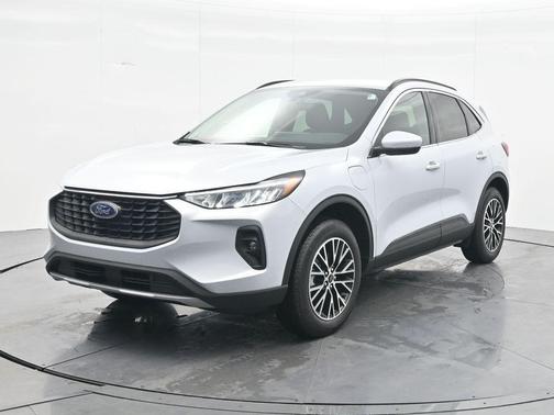 2026 Ford Escape PHEV SE