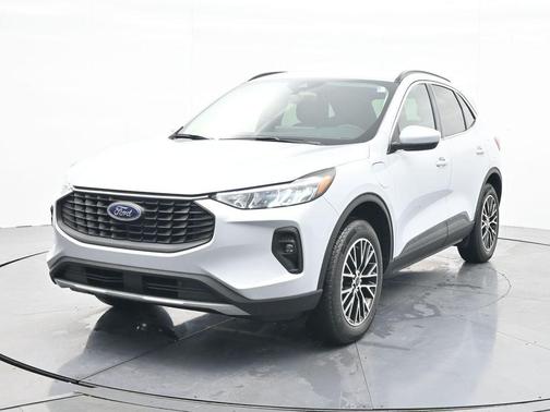 2026 Ford Escape PHEV SE