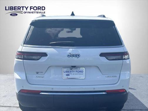 2023 Jeep Grand Cherokee L Laredo
