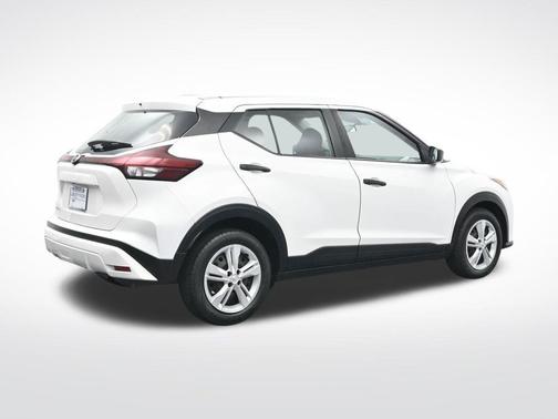 2021 Nissan Kicks S