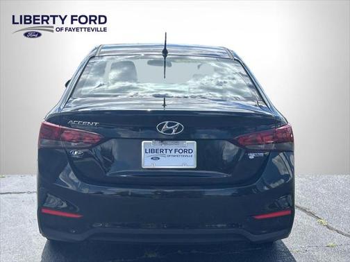 2022 Hyundai Accent SE