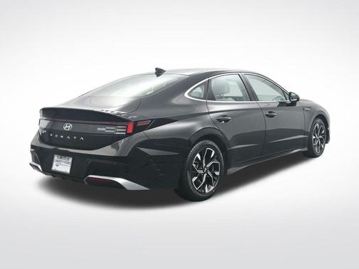 Black 2025 Hyundai SONATA SEL