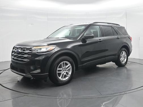 Black Metallic 2026 Ford Explorer Active