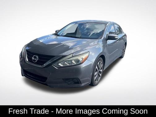 Gun Metallic 2017 Nissan Altima 2.5 SL