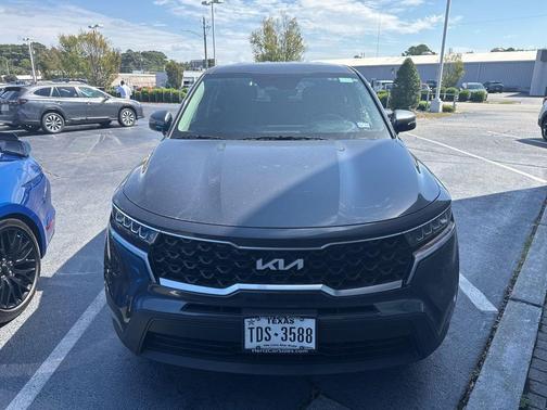 2023 Kia Sorento LX