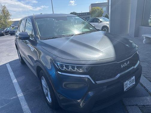 2023 Kia Sorento LX