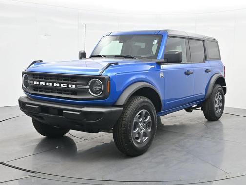 Velocity Blue Metallic 2026 Ford Bronco Big Bend