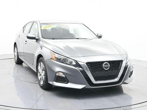 2022 Nissan Altima S FWD