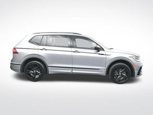 2024 Volkswagen Tiguan 2.0T SE R-Line Black 4MOTION