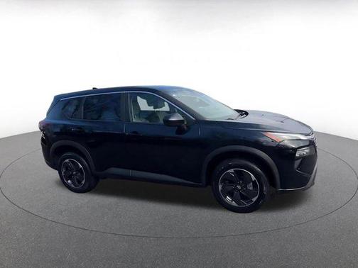 Super Black 2025 Nissan Rogue SV
