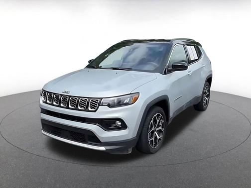 Silver Zynith Metallic Clearcoat 2025 Jeep Compass Limited