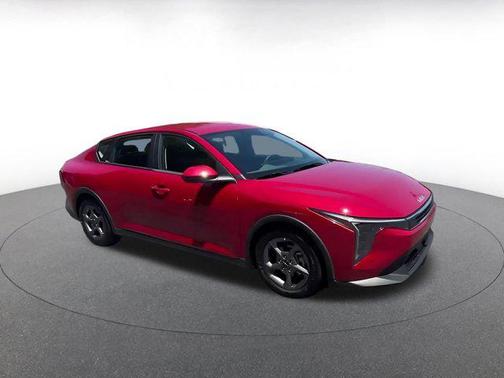 Currant Red 2025 Kia K4 LXS