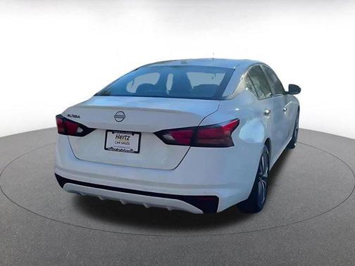 2025 Nissan Altima SV FWD