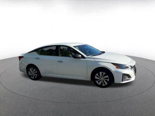 2024 Nissan Altima S FWD