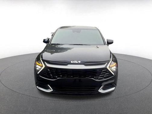 Ebony Black 2025 Kia Sportage LX
