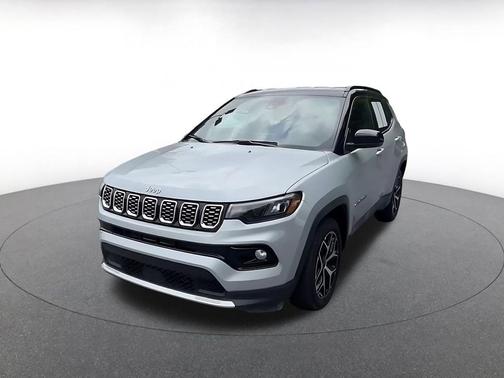 Silver Zynith Metallic Clearcoat 2025 Jeep Compass Limited