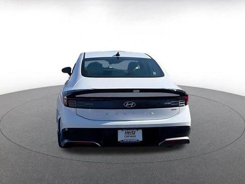 2025 Hyundai SONATA Hybrid SE