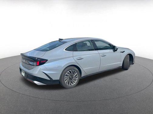 2025 Hyundai SONATA Hybrid SE