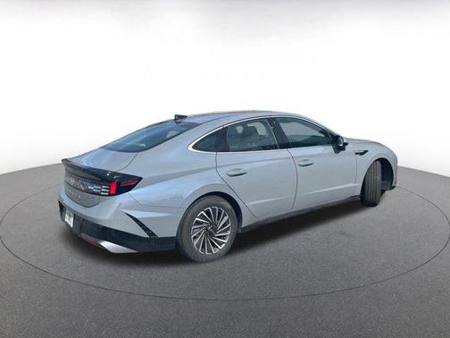 2025 Hyundai SONATA Hybrid SE
