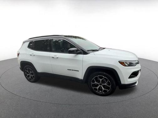 Bright White Clearcoat 2025 Jeep Compass Limited