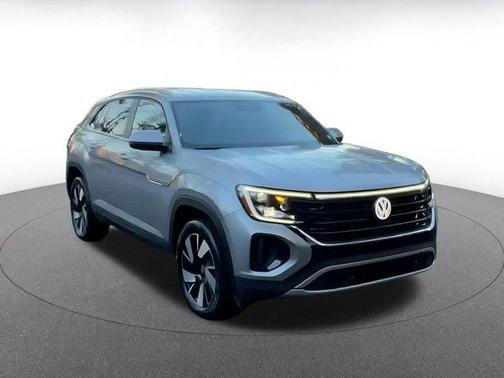 2025 Volkswagen Atlas Cross Sport 2.0T SE w/Technology 4MOTION