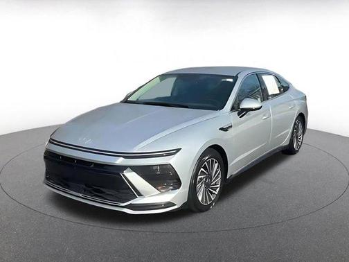 2025 Hyundai SONATA Hybrid SE