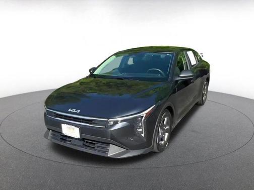 Interstellar Gray 2025 Kia K4 LXS