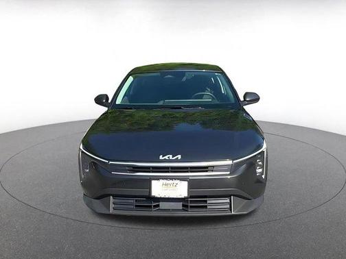 Interstellar Gray 2025 Kia K4 LXS