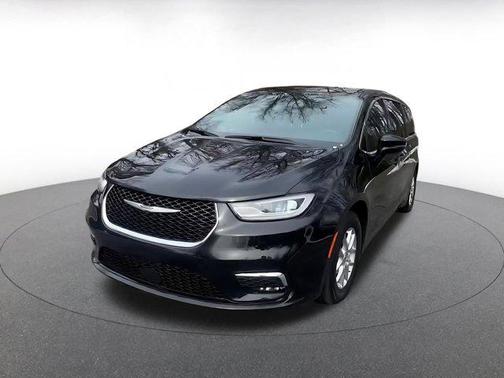 2025 Chrysler Pacifica L