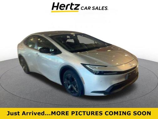 2025 Toyota Prius LE