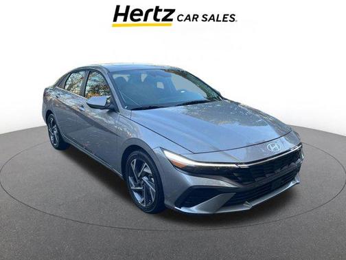 2025 Hyundai ELANTRA SEL