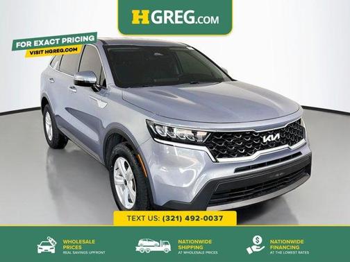 Everlasting Silver 2023 Kia Sorento LX
