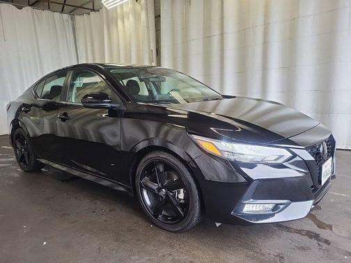 Black 2023 Nissan Sentra SR