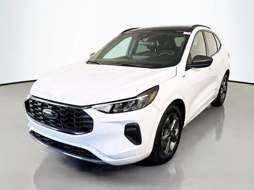 Oxford White 2023 Ford Escape ST-Line