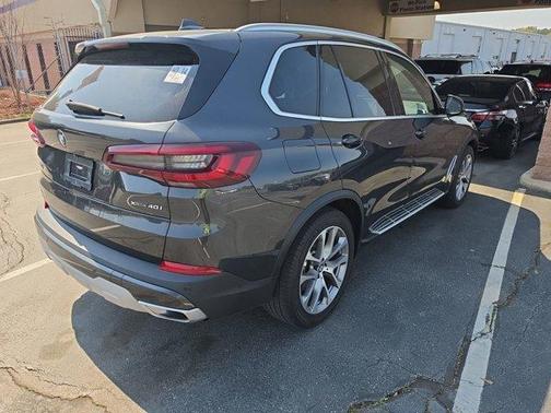 Dark Graphite Metallic 2023 BMW X5 xDrive40i