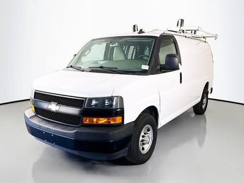 Summit White 2021 Chevrolet Express 2500 Work Van