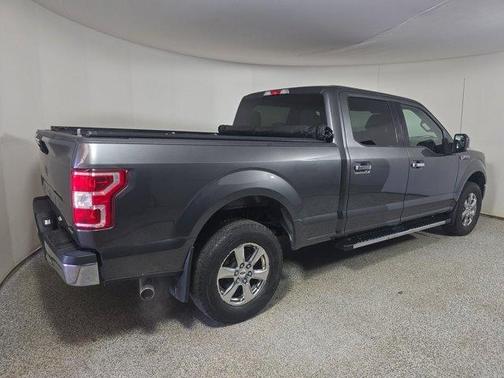 Magnetic Metallic 2018 Ford F-150 XLT