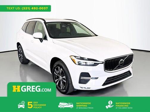 Crystal White Metallic 2023 Volvo XC60 B5 Core