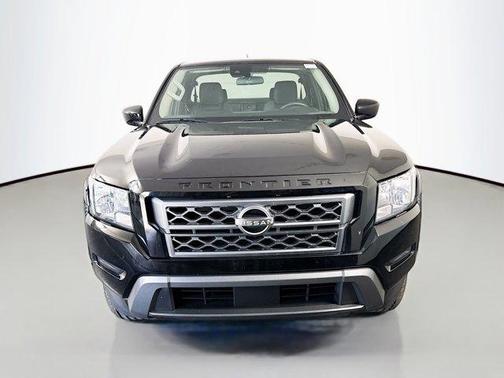 Black 2023 Nissan Frontier SV