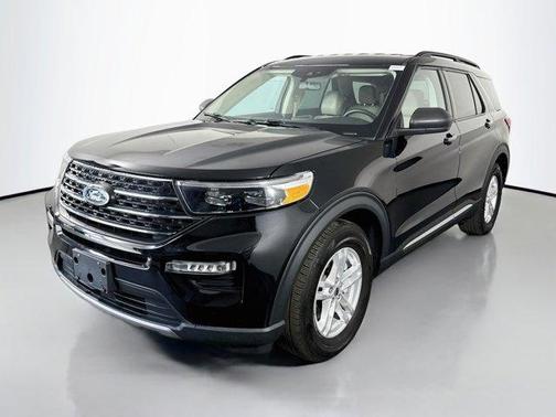 Agate Black Metallic 2024 Ford Explorer XLT