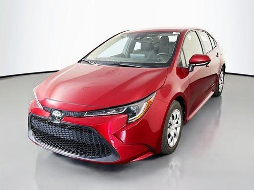 Pearl 2022 Toyota Corolla LE