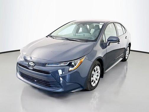CELESTITE 2025 Toyota Corolla LE