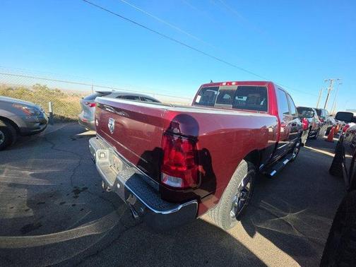 2016 RAM 1500 SLT