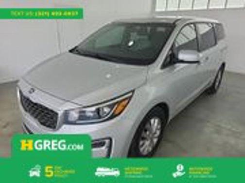 Silky Silver 2019 Kia Sedona L