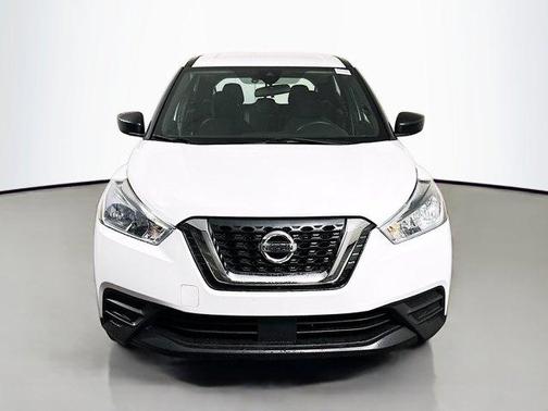 2020 Nissan Kicks S